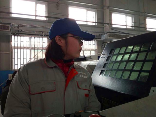 肖媛媛.jpg