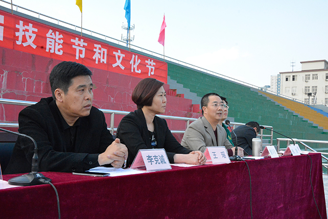 童院长致词.jpg 童院长致词.jpg