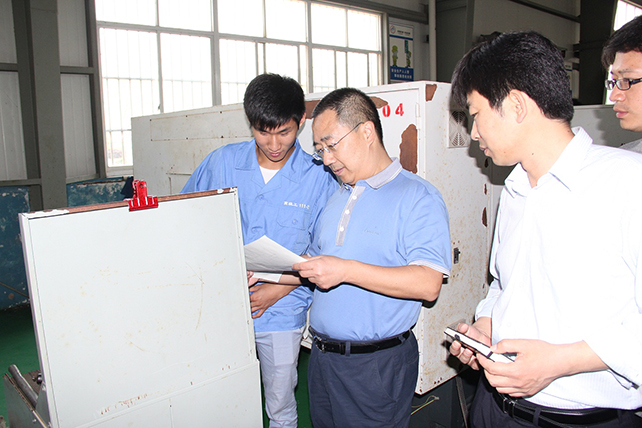参观实训基地.jpg
