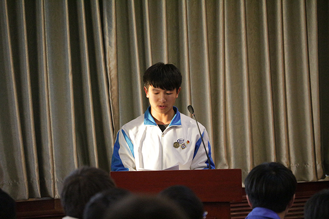 4- 学生代表崔泽文发言.jpg