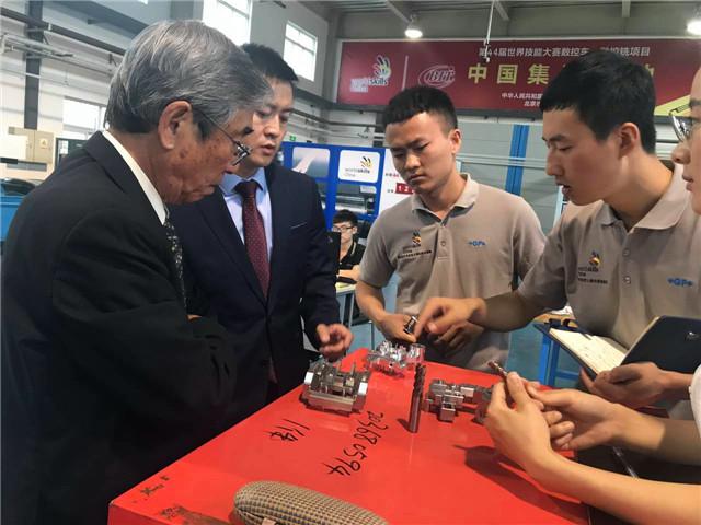 图1.jpg