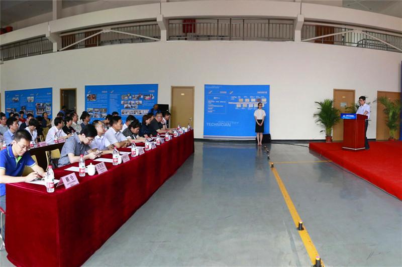 图5  王亮亮副总经理代表协办方致辞_副本.jpg